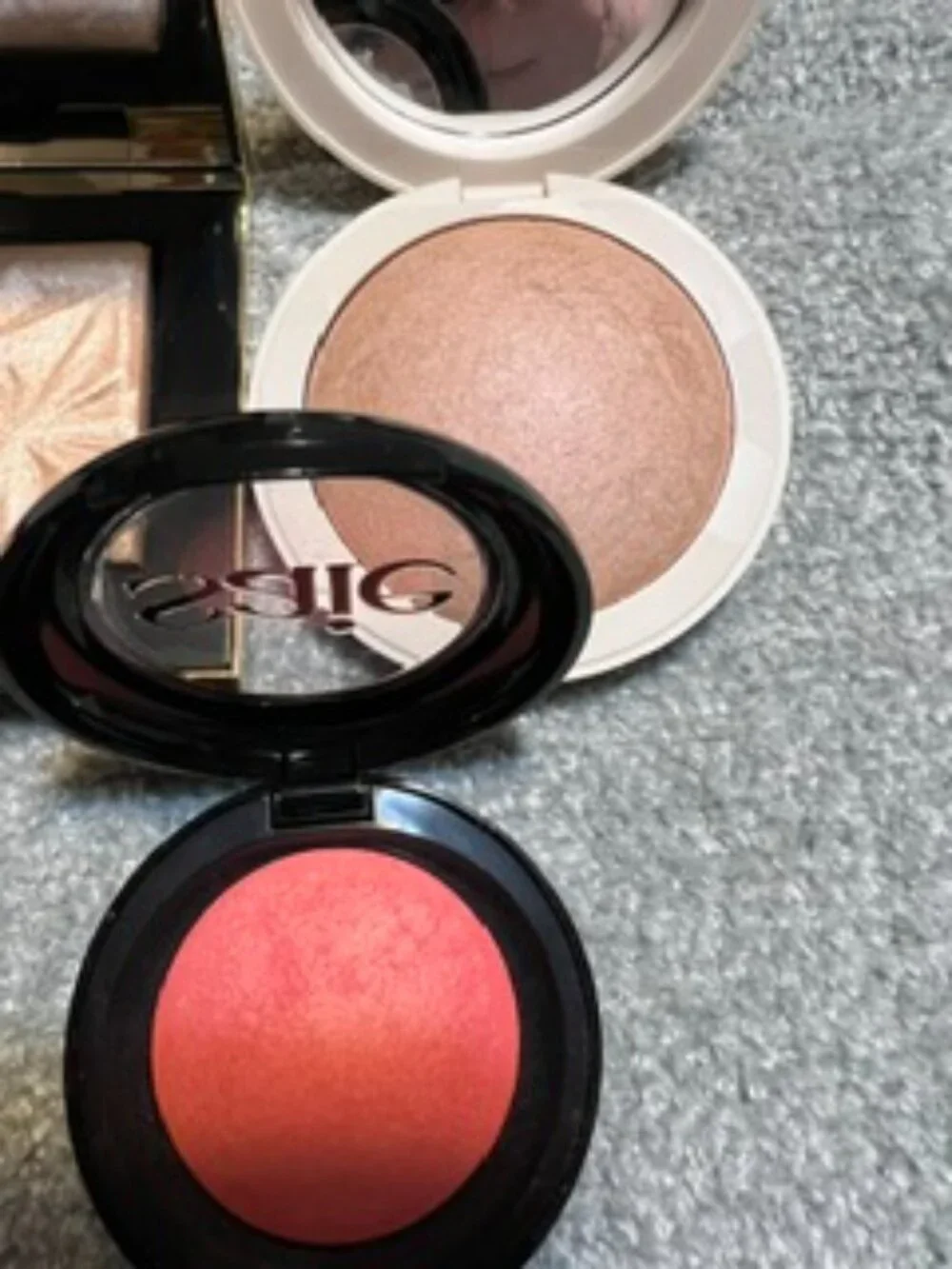 Almost New Luxury Beauty Highlighter, Blush Bundle inc. Bobbi Brown, Saie